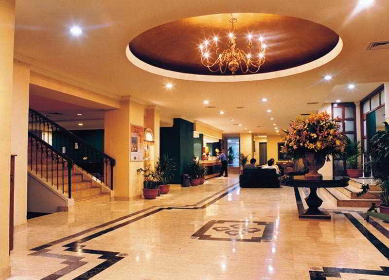 Hotel Plaza Genova Centro Guadalajara Exteriör bild